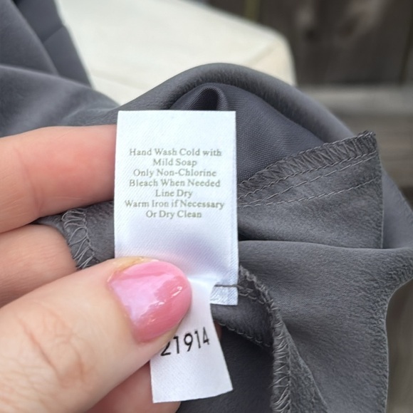 Garnet Hill Gray 100% Silk Soft Tiered Ruffle Sleeveless Slip Tank Dress size 8 - Picture 7 of 7